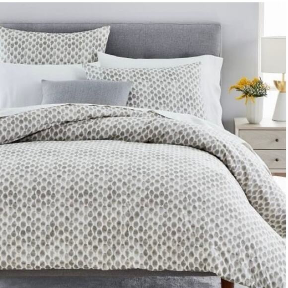 West Elm king duvet cover gray and white floral size 108”x92” - Picture 1 of 9